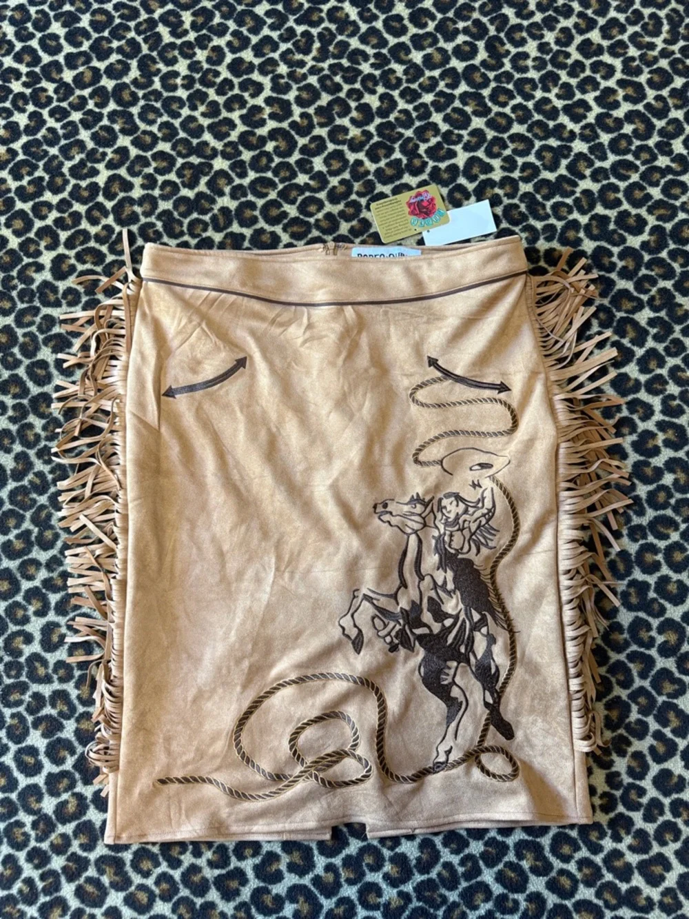 Casanova Cowgirl Skirt - Picture 1 of 2